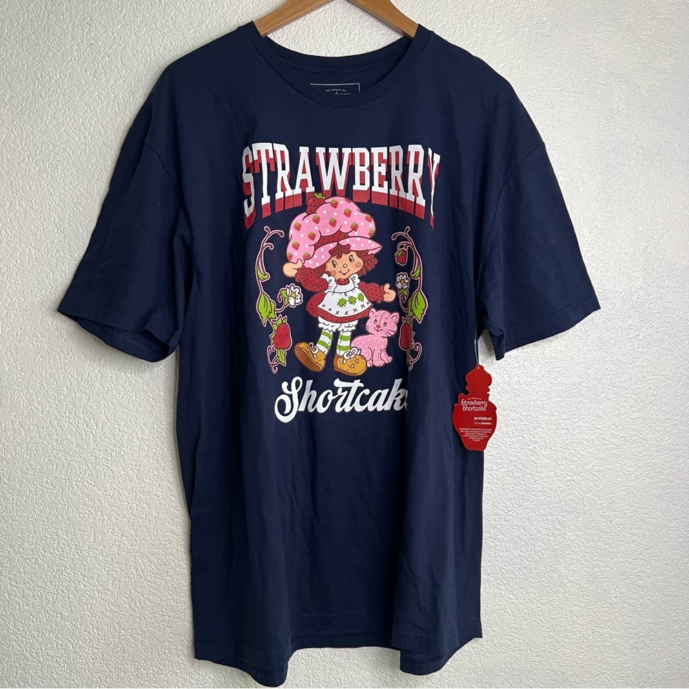 Strawberry Shortcake Graphic T-Shirt Navy Blue Large NWT